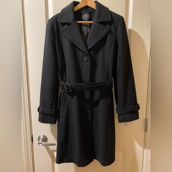 Long black wool coat - Picture 1 of 6